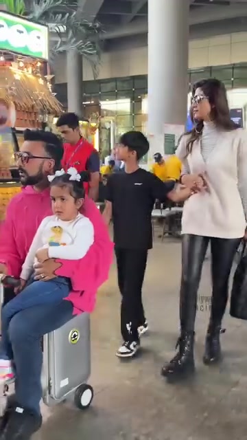 @KavithaShetty🇦🇪🇮🇳👏