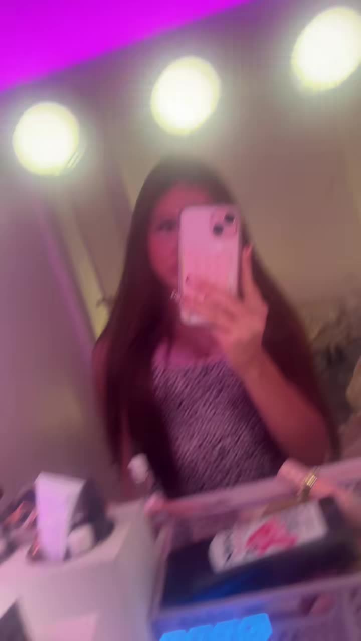 @AmberMcloughlin