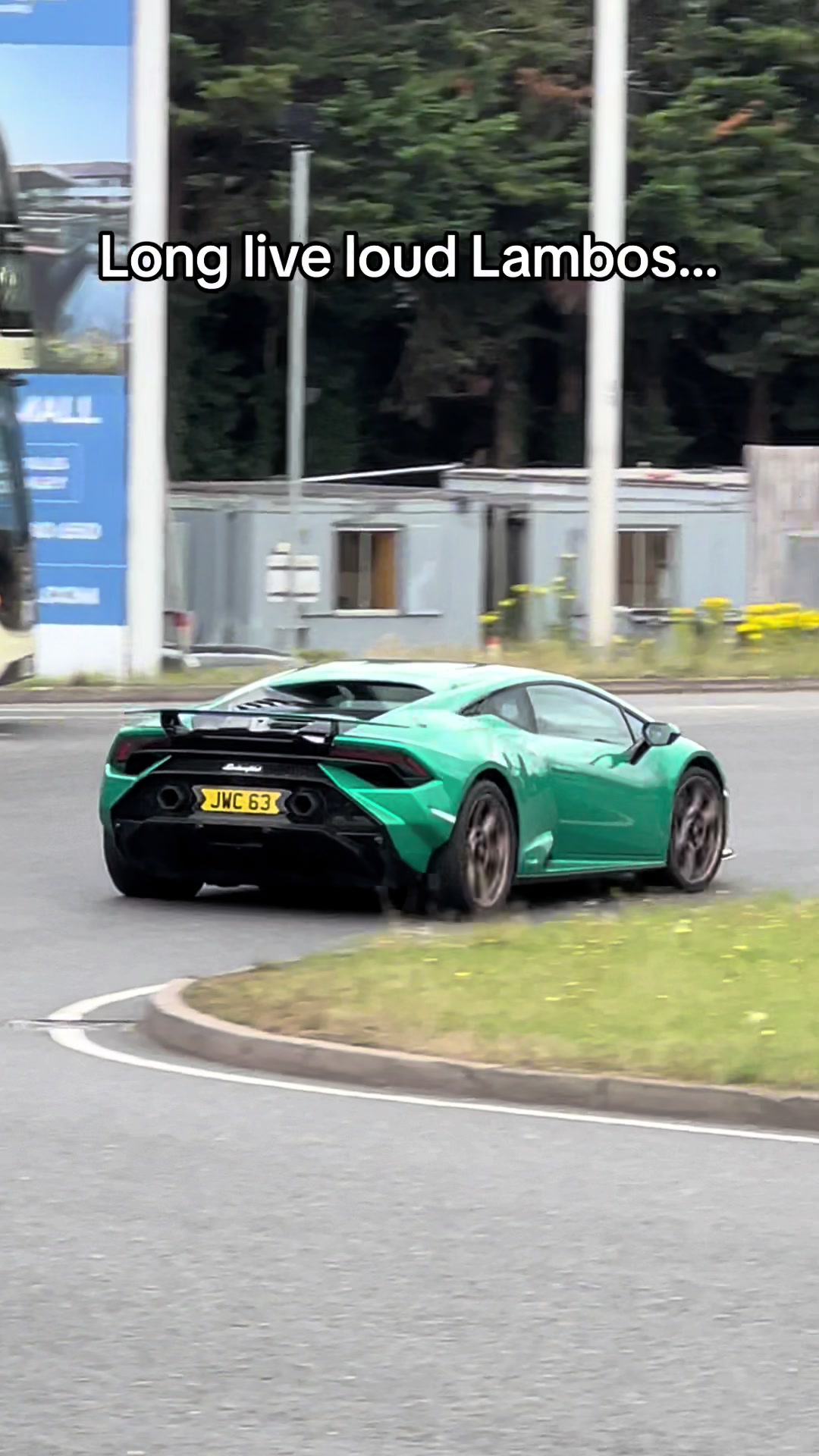 @Dreamsupercarsdaily