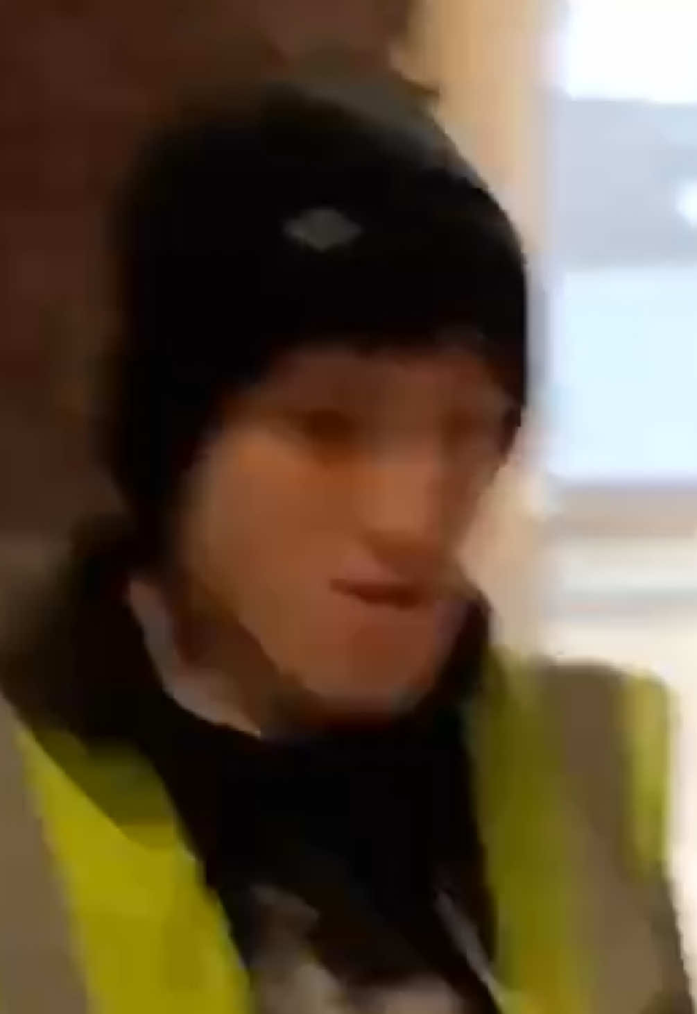 @oliver_gayandsniffs
