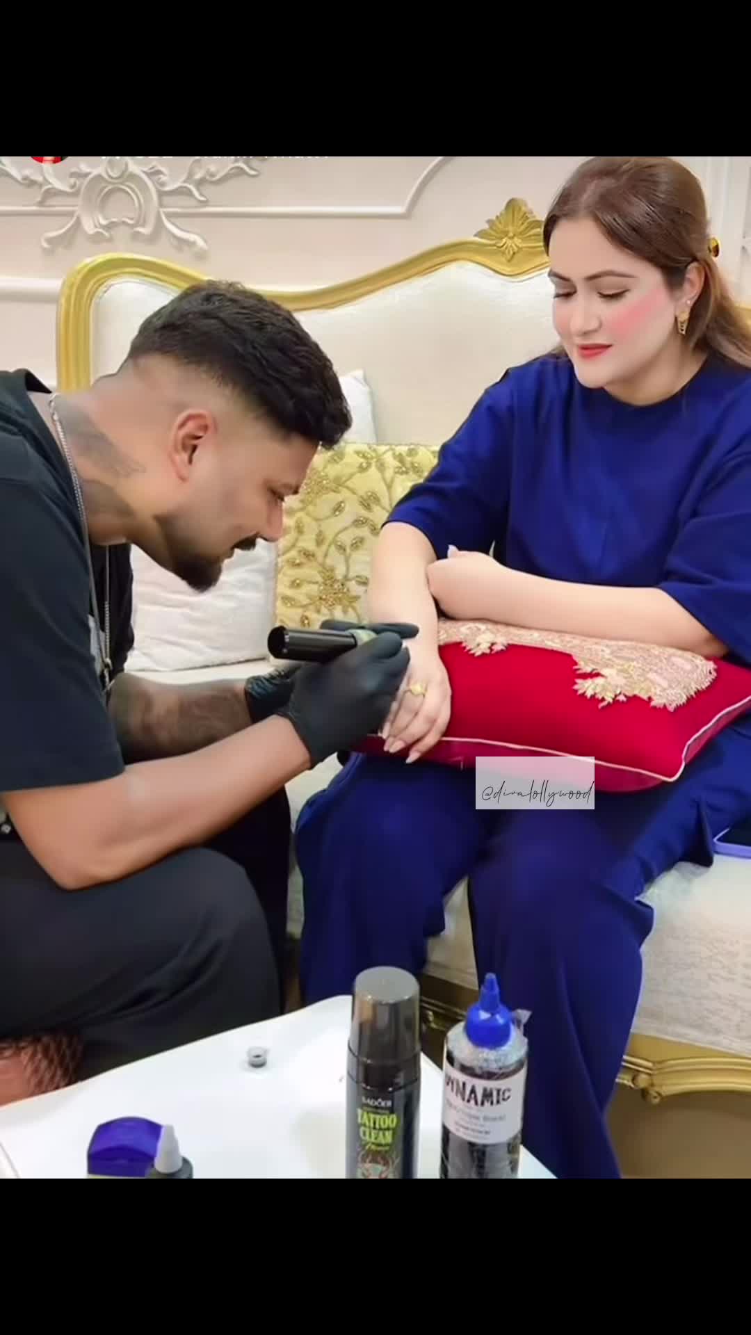 @divalollywood