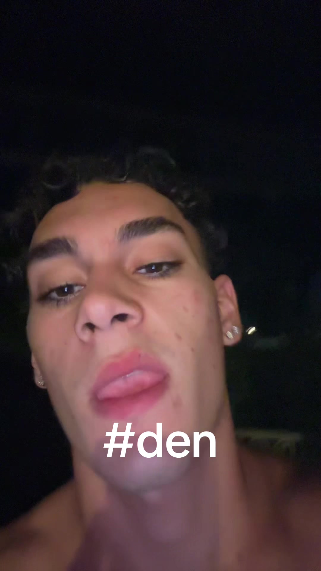 @JayJay