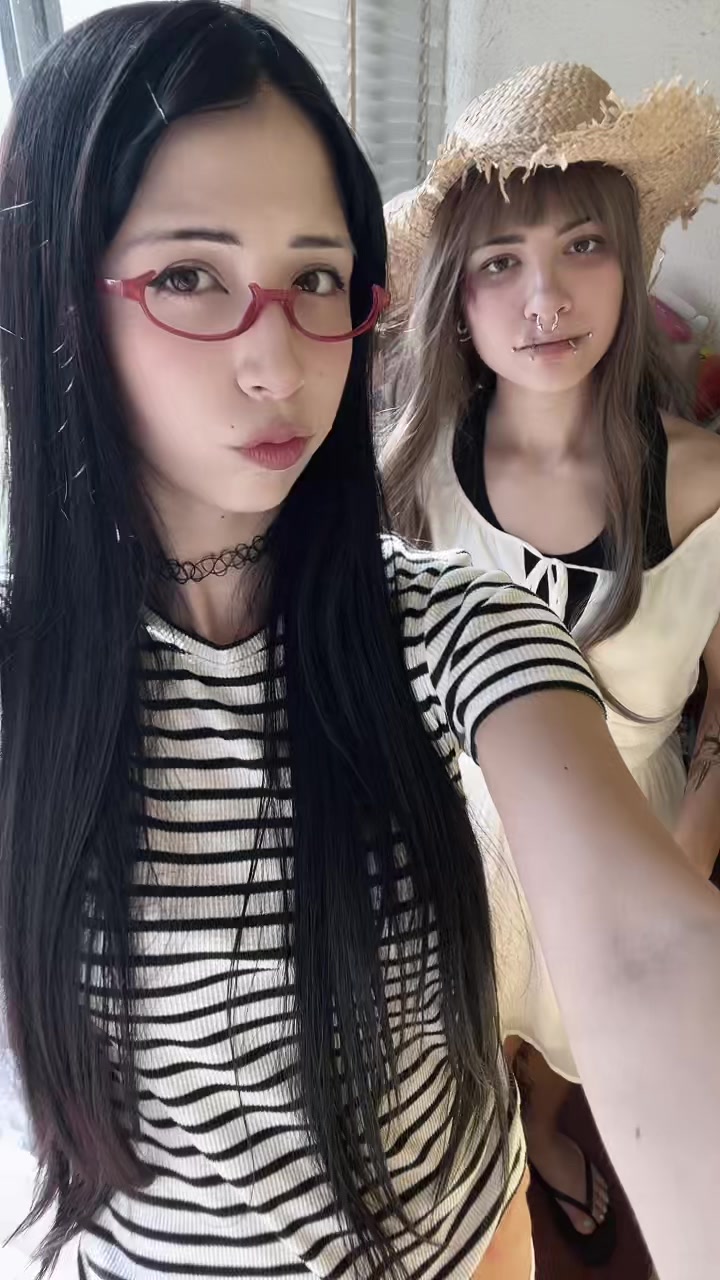 @Mela<3