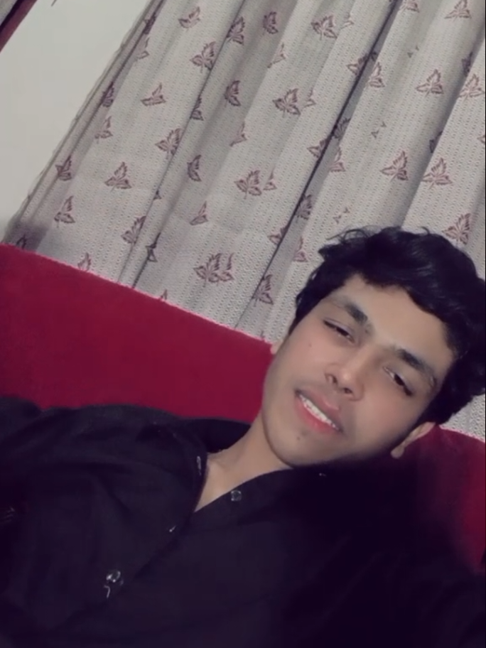 @𝓒𝓱_𝓾𝓶𝓪𝓲𝓻🧸