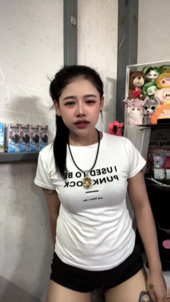 @ชื่อ&lsquo;เมย์🖤 ช่องหลัก👅