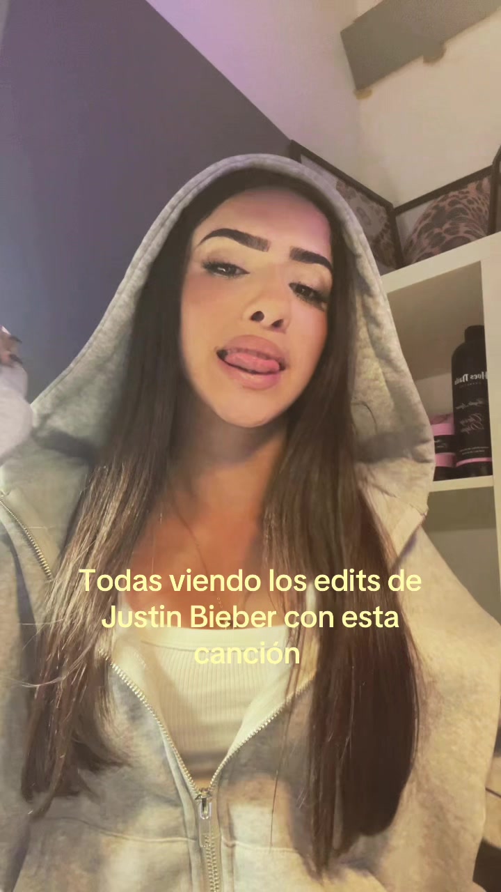 @𝐋𝐮𝐜𝐢𝐚 𝐒𝐚𝐧𝐜𝐡𝐞𝐳🖤