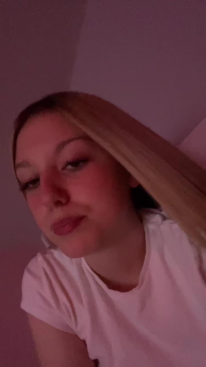 @Holly💋