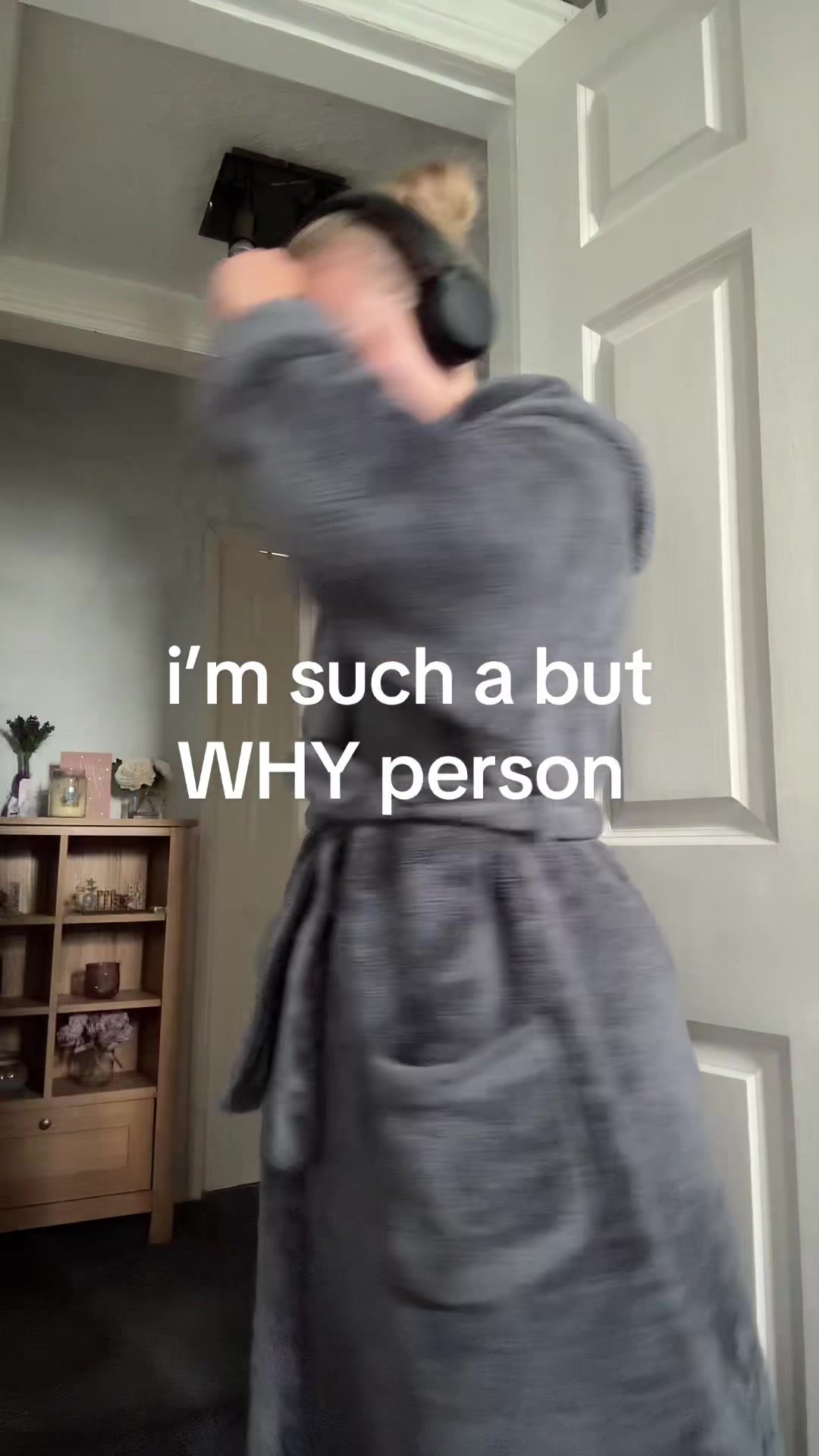 @anais