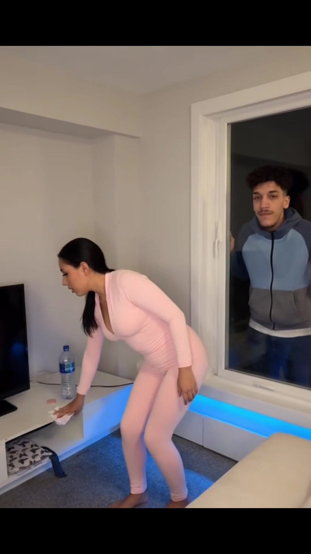@TiktokCallerID