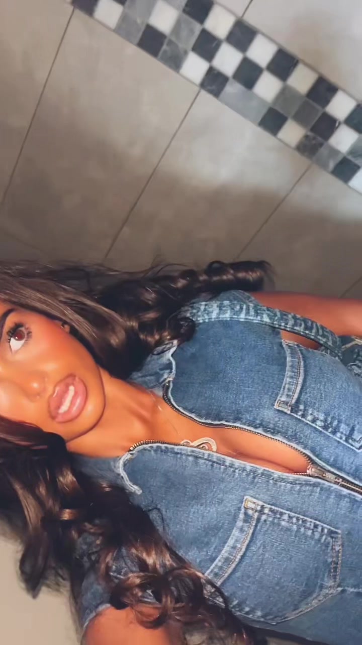 @sharnaconnors
