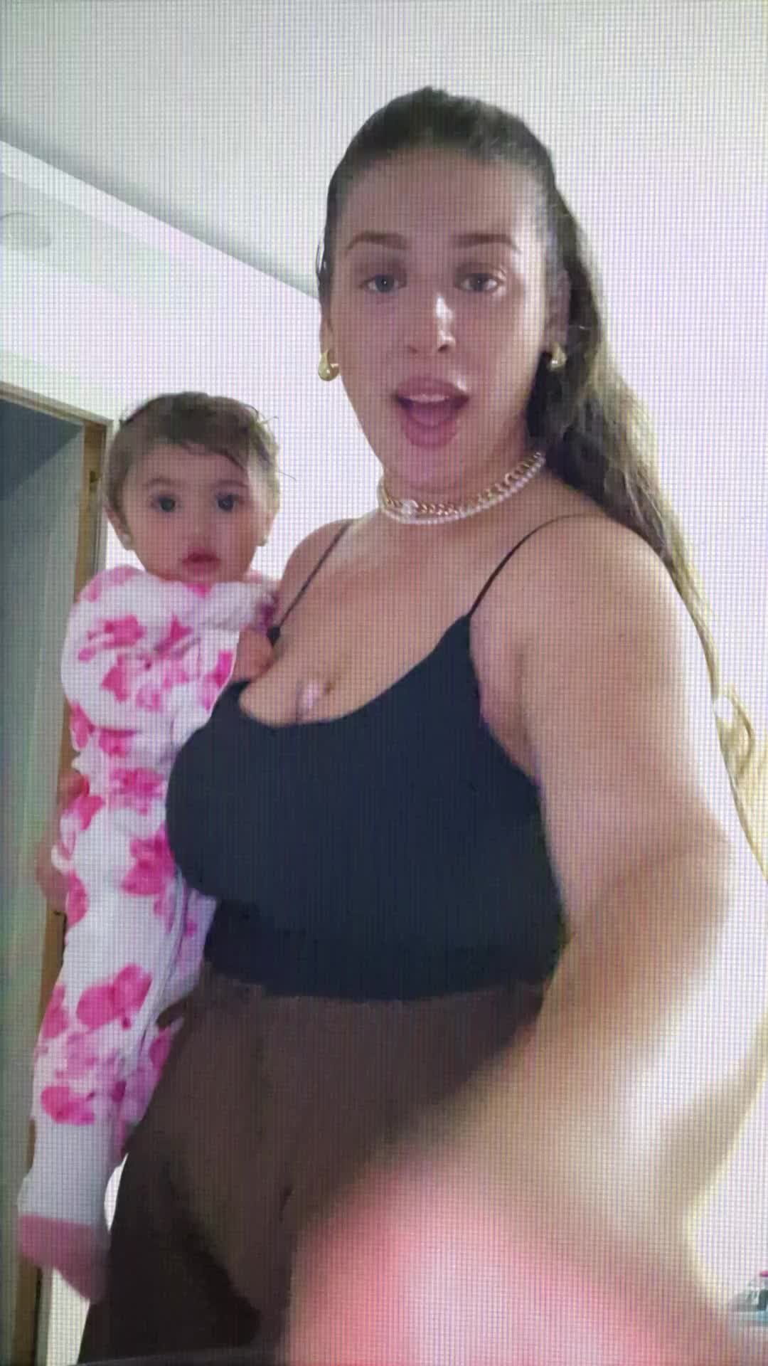 @sarakmoreno