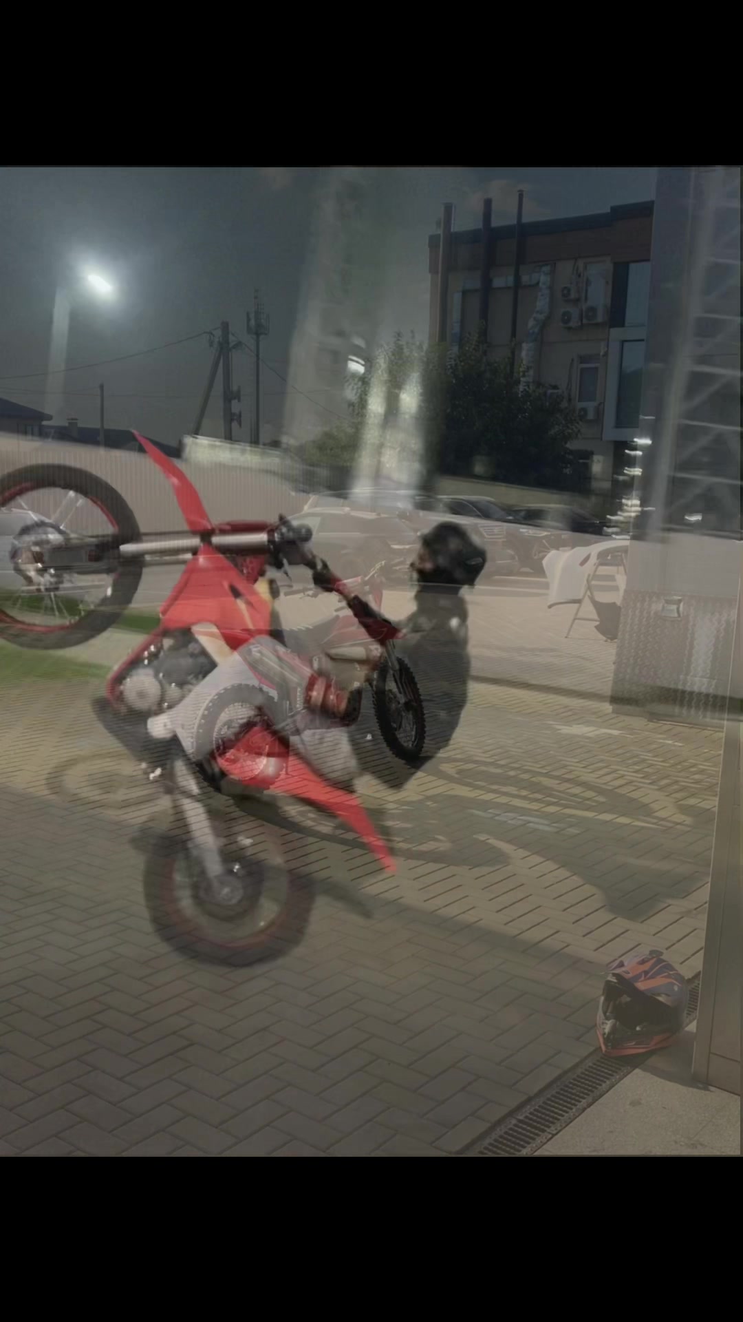 @2stroke.suck