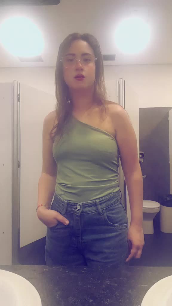 @Letícia vitória