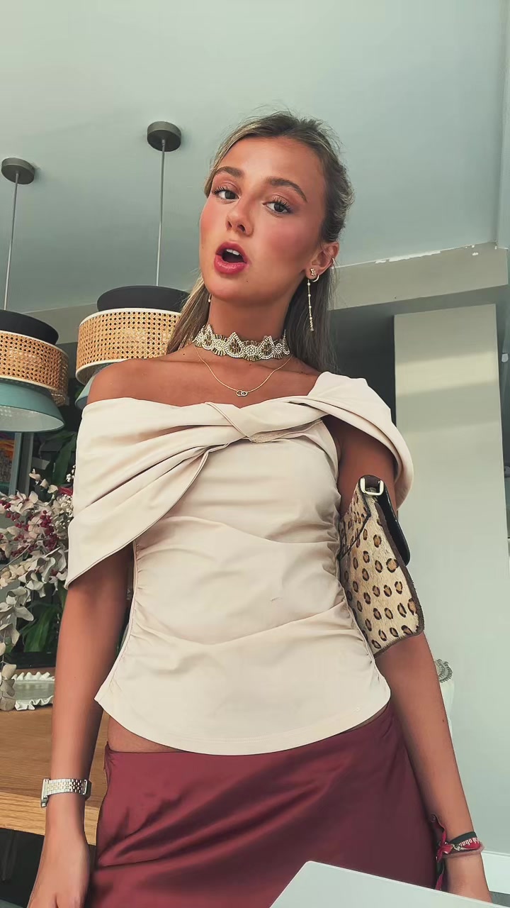 @clarapinero_