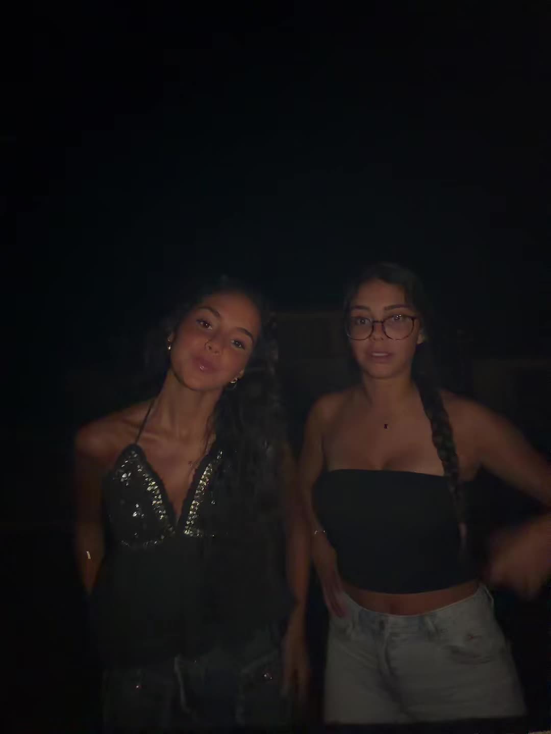 @Maariaaav