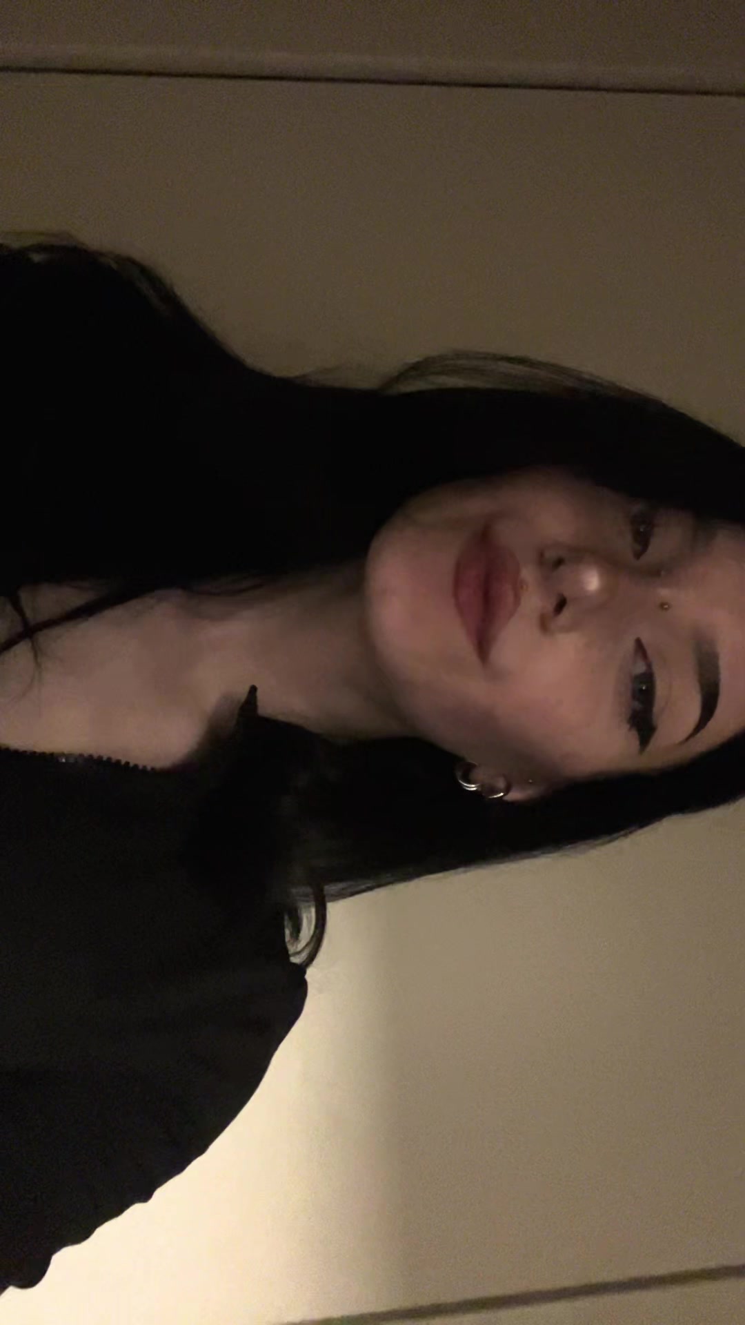 @shwushdbsjs