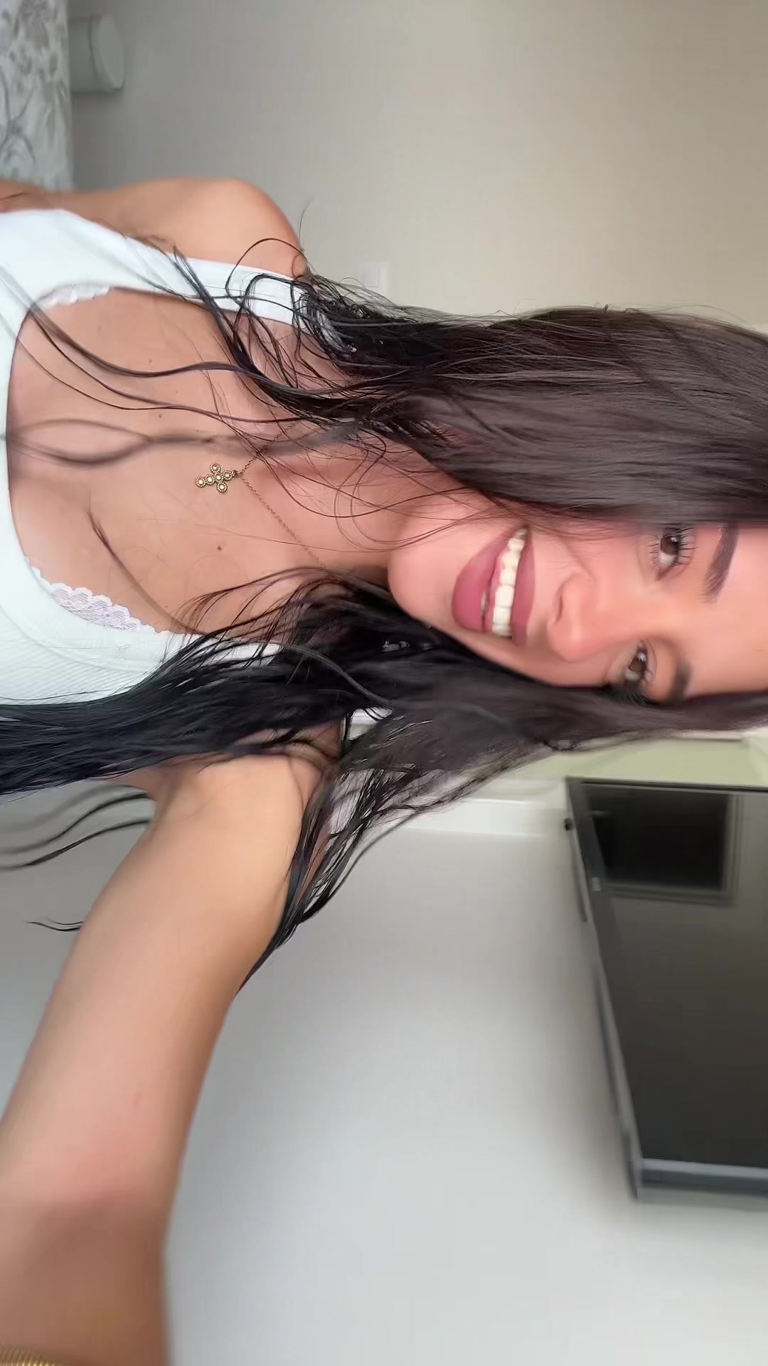 @๐;