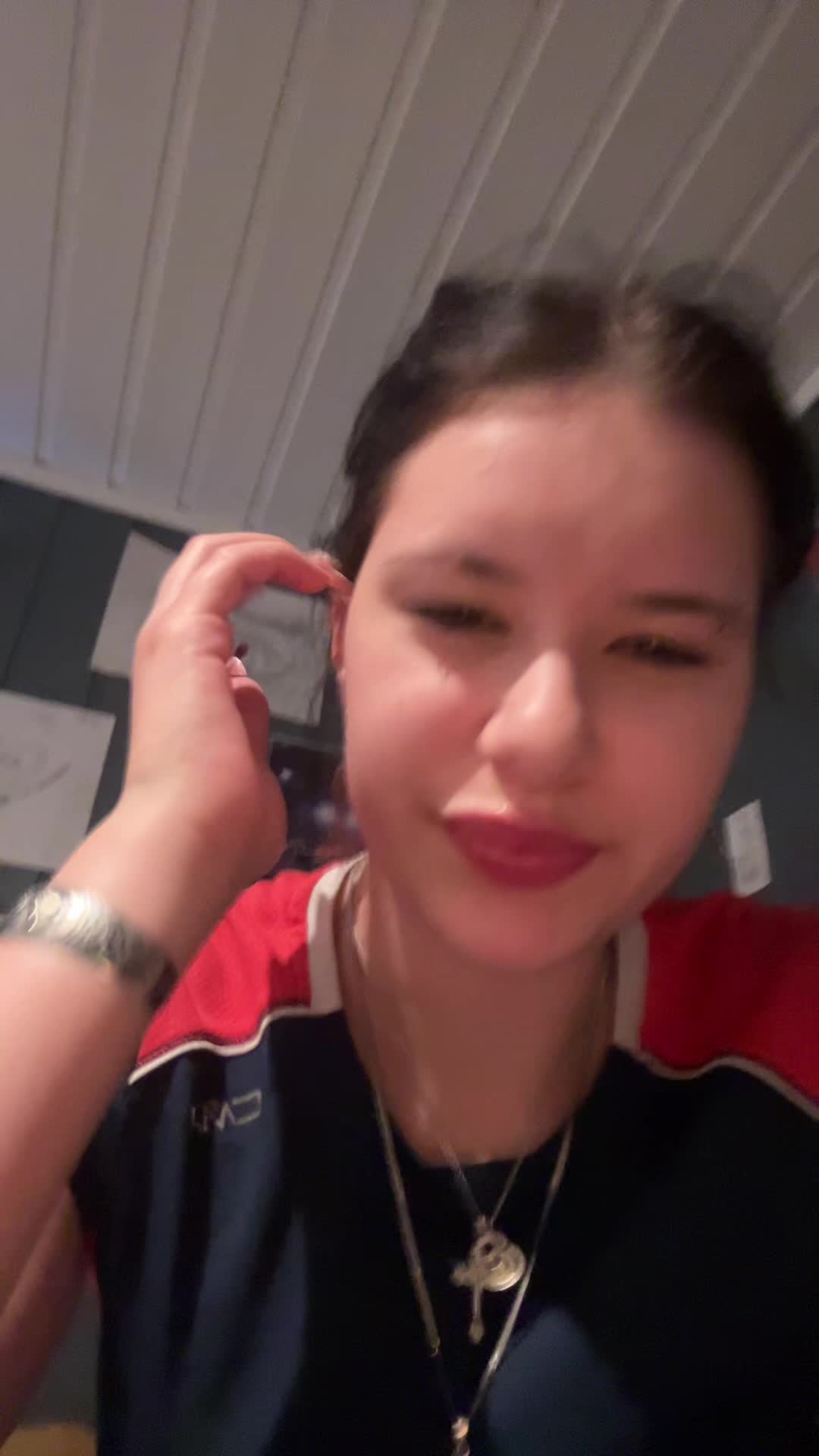 @Katha ✞ &sup3;&sup3; &sup2;&sup2; &sup1;⁶🏎️