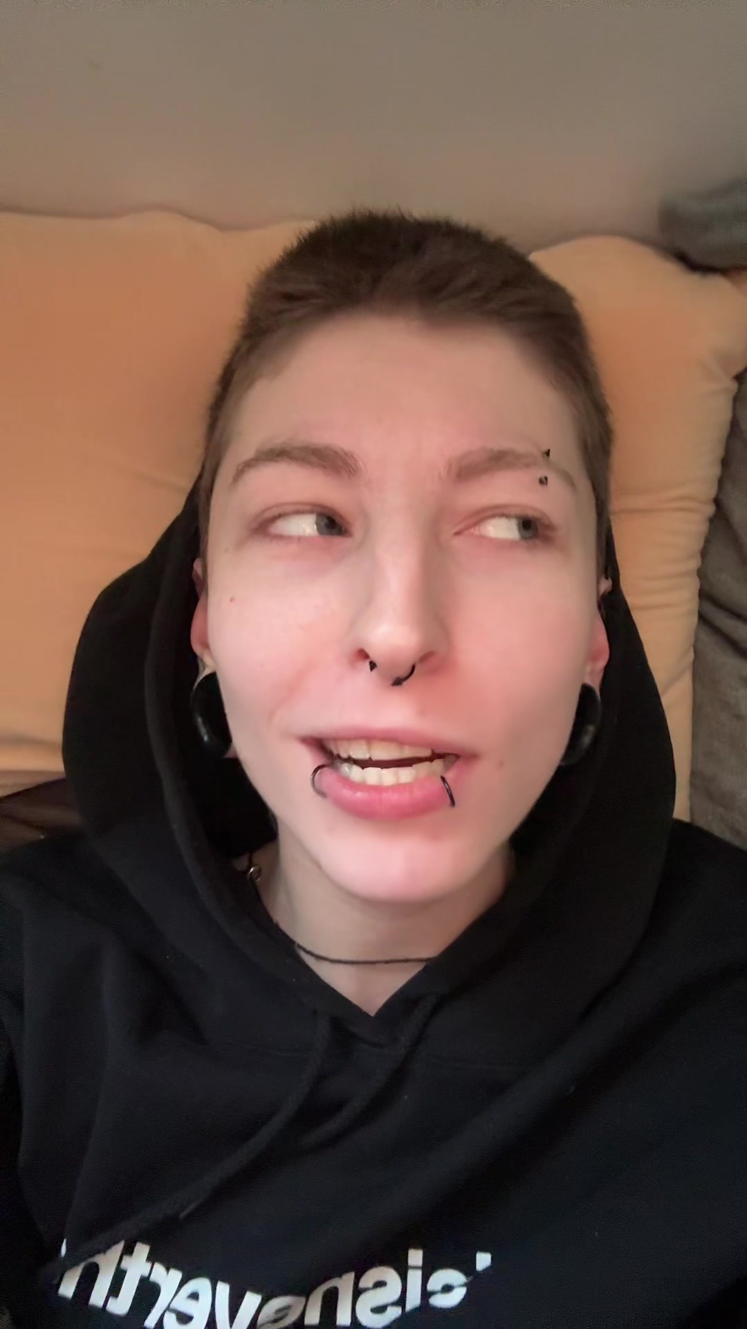 @AuffELLIg BaufELLIg 🚩