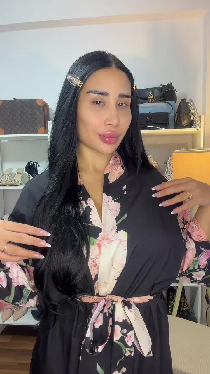@𝙼 𝙰 𝙽 𝙸 𝚀 𝚄 𝙴 🍒