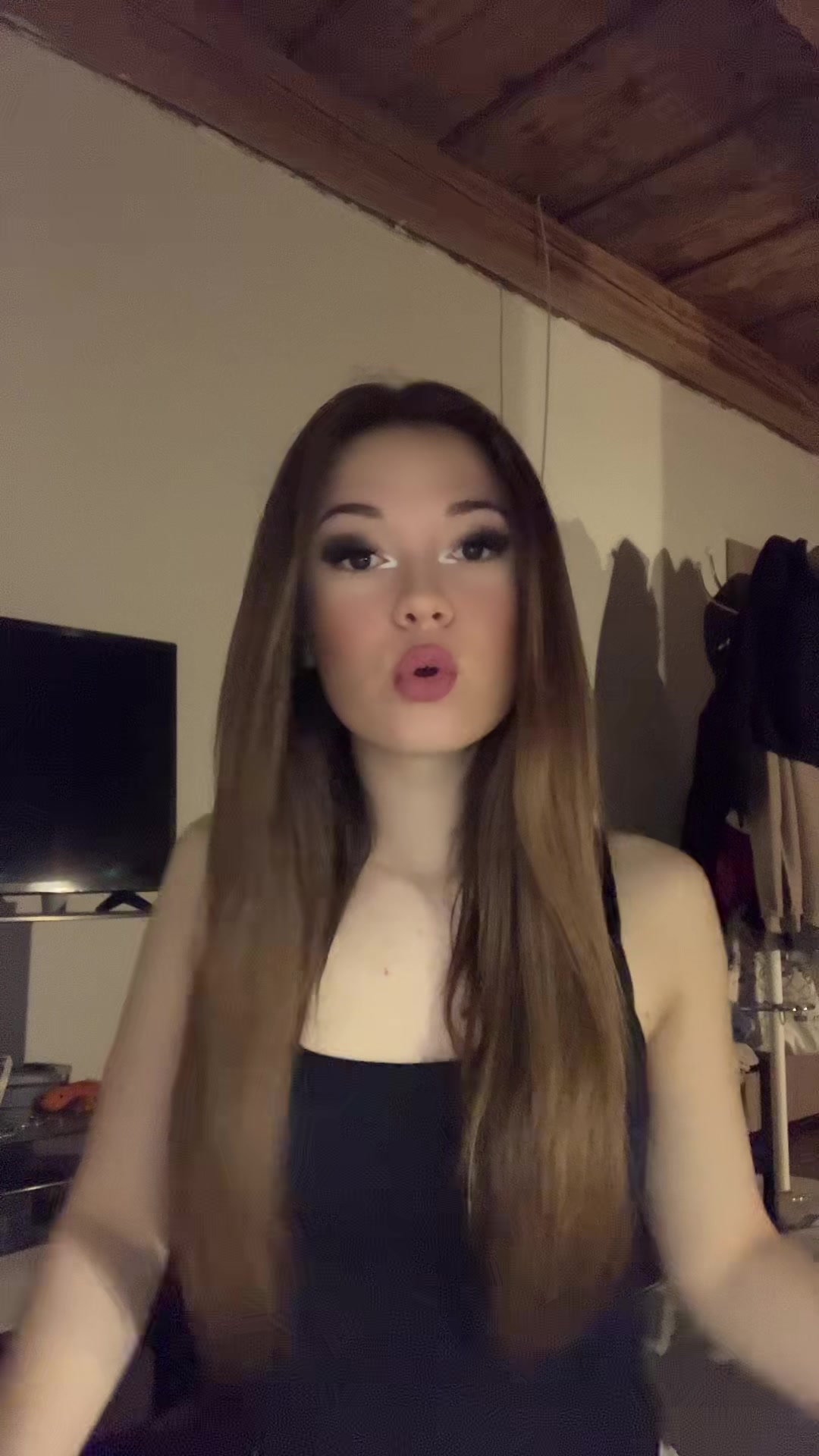 @klmn.vivii