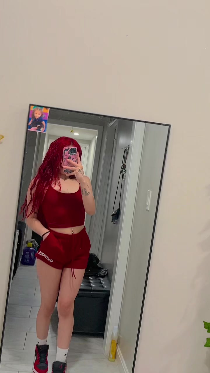 @💋𝙼𝙰𝚁𝙸𝙻𝚄🧚🏻&zwj;♀️