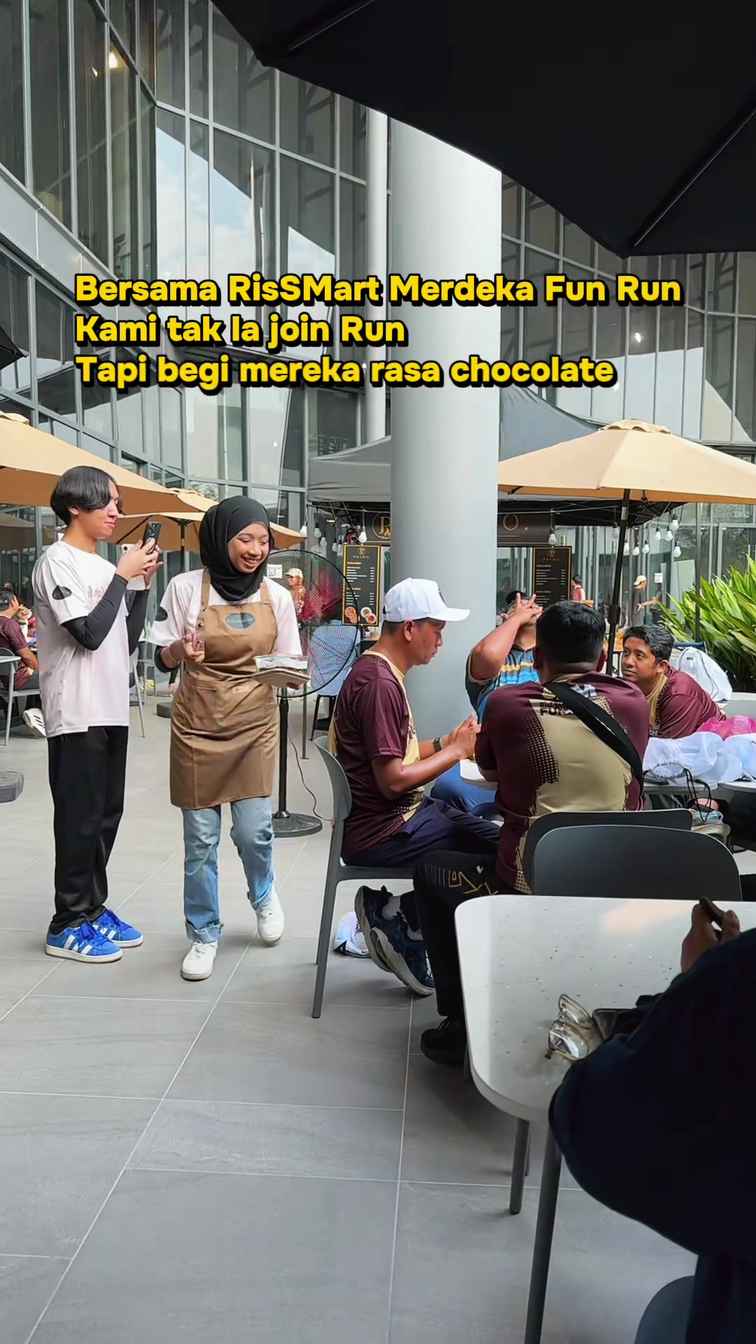 @CikNa Chocotainer
