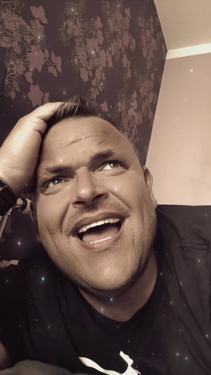 @Nicky Krüger Offiziell