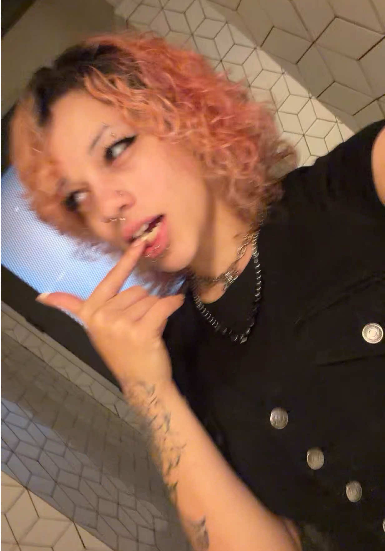 @ray✫・゜