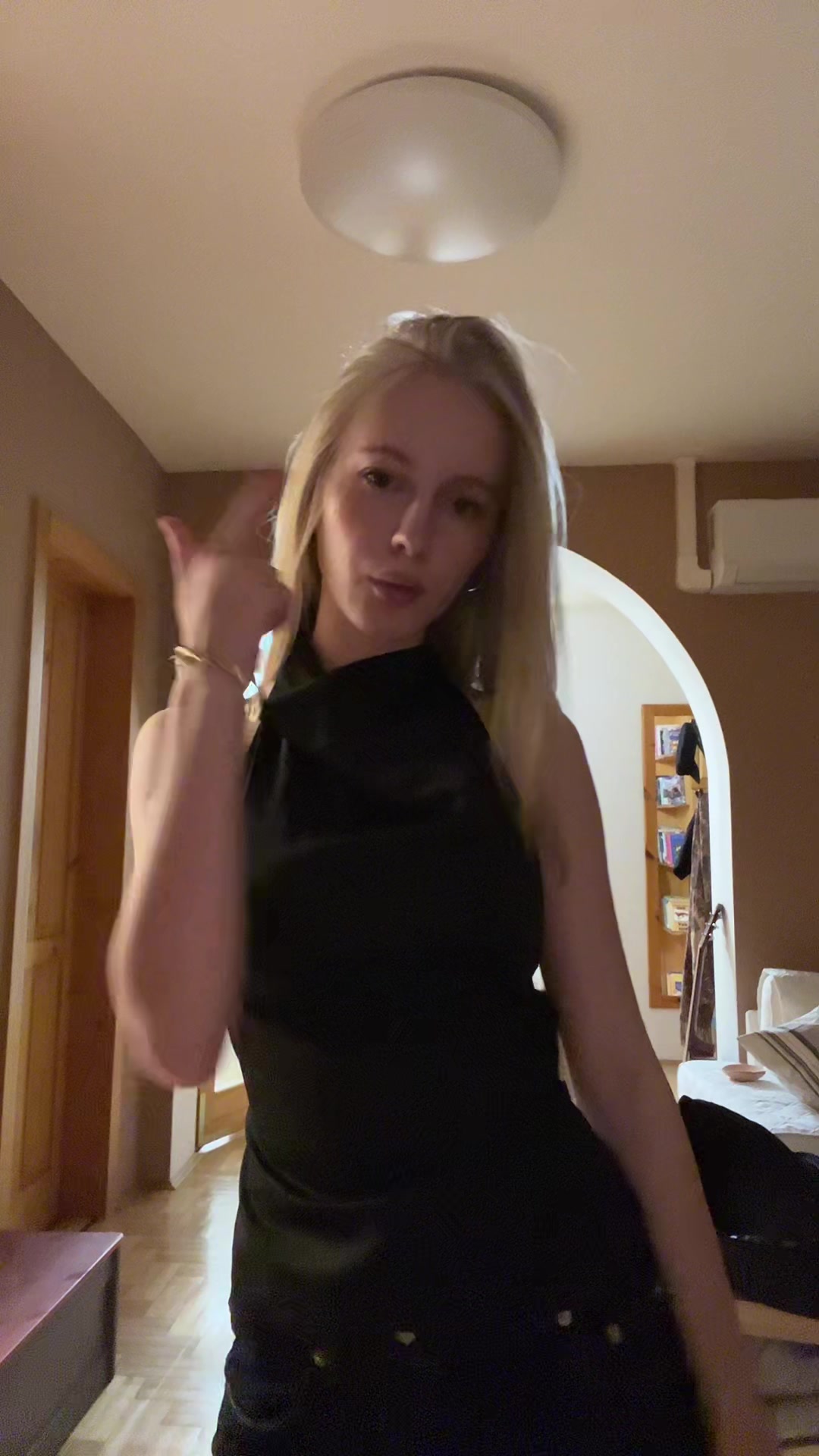 @Emese