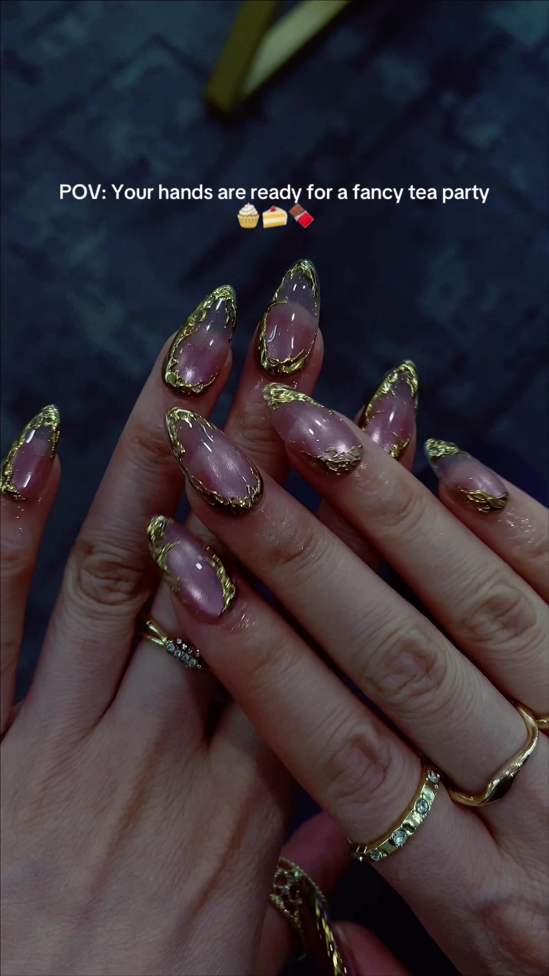 @Fullovenail