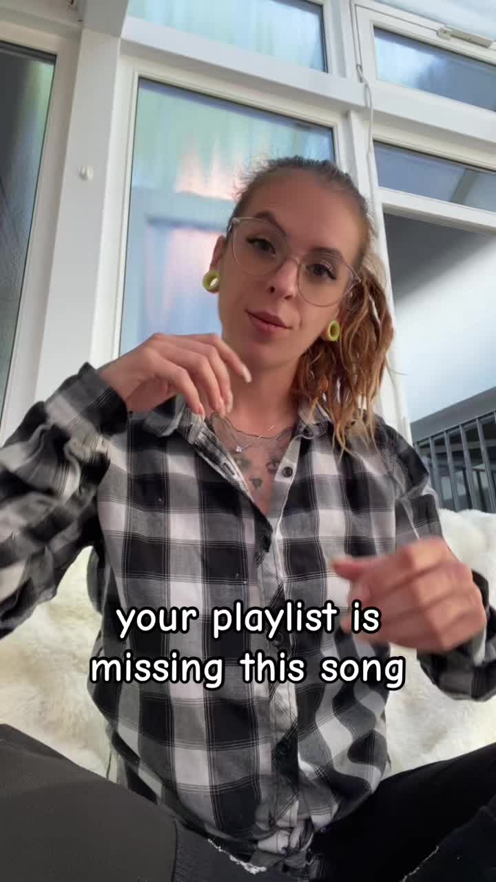 @Sabrina