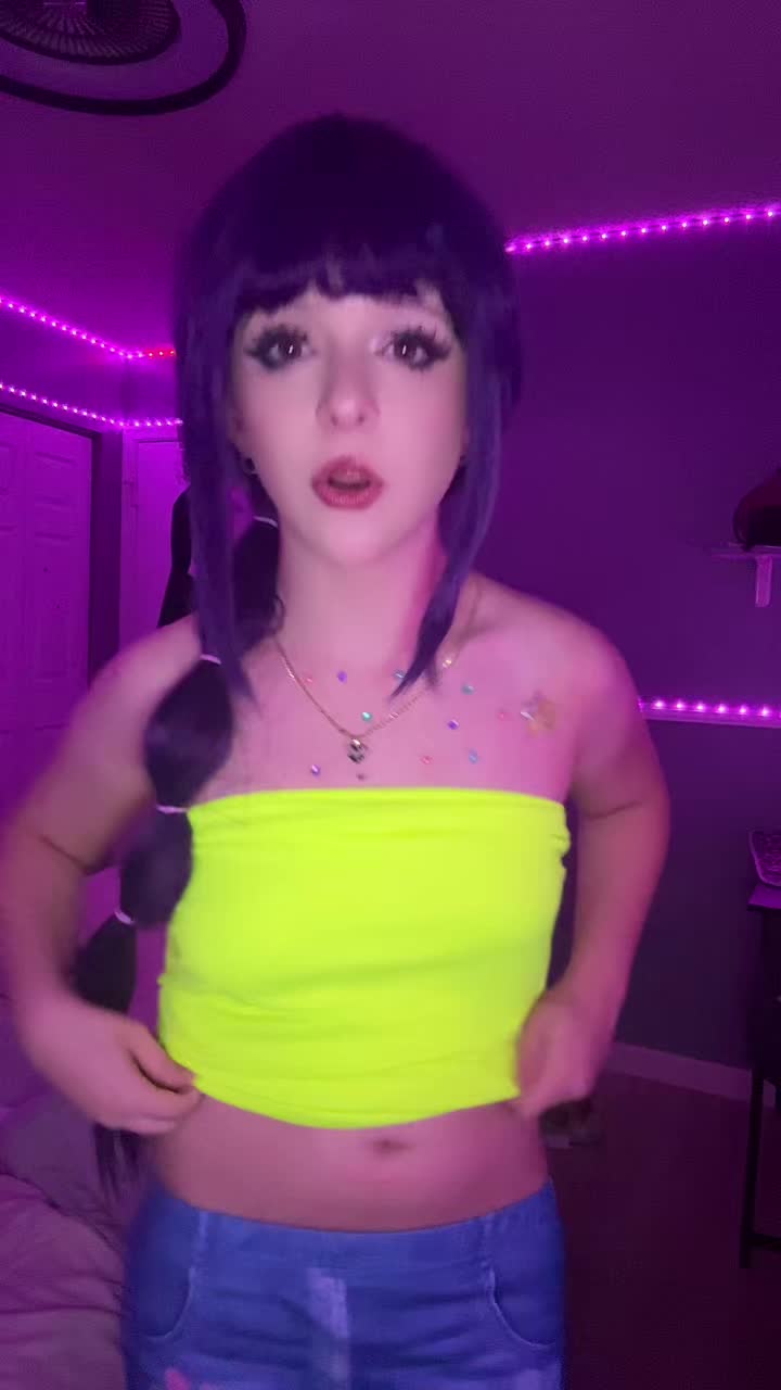 @Tori 🎀