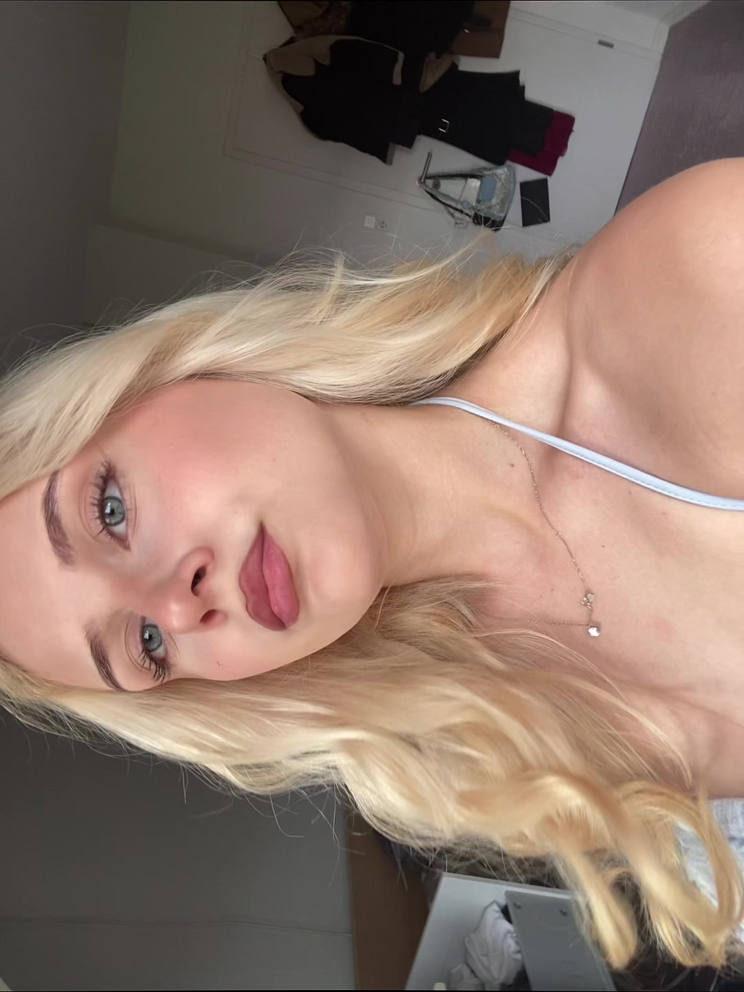 @lena
