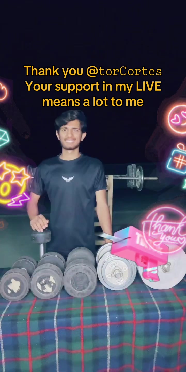 @Bodybuilder boy
