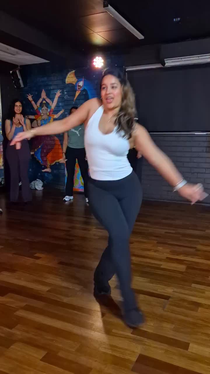 @CRAZY DANCING FACTORY💃🏿🕺
