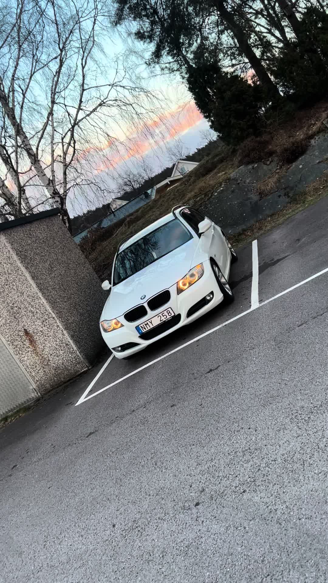 @Emilio🇽🇰😂