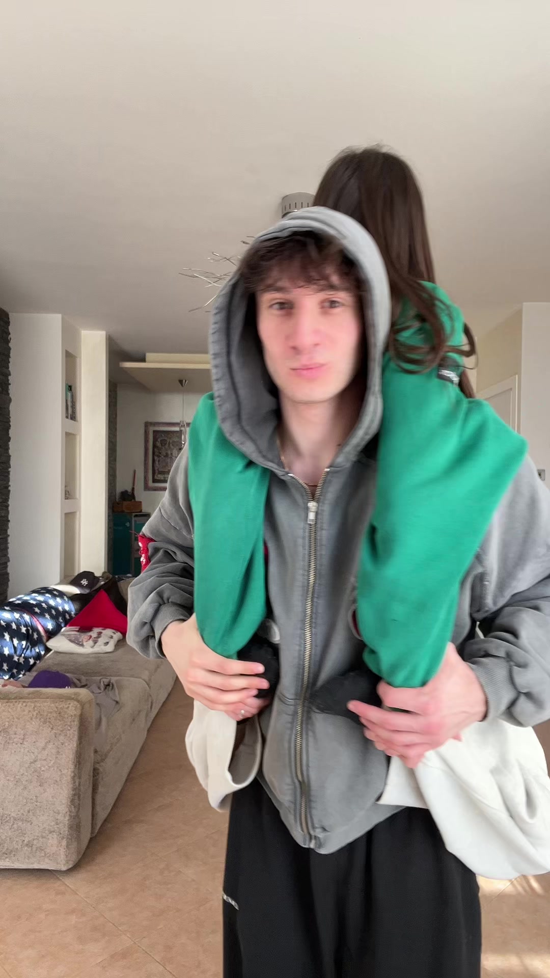 @Alic3