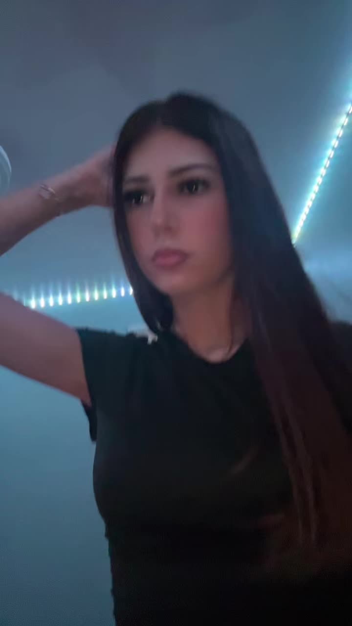 @Naomii