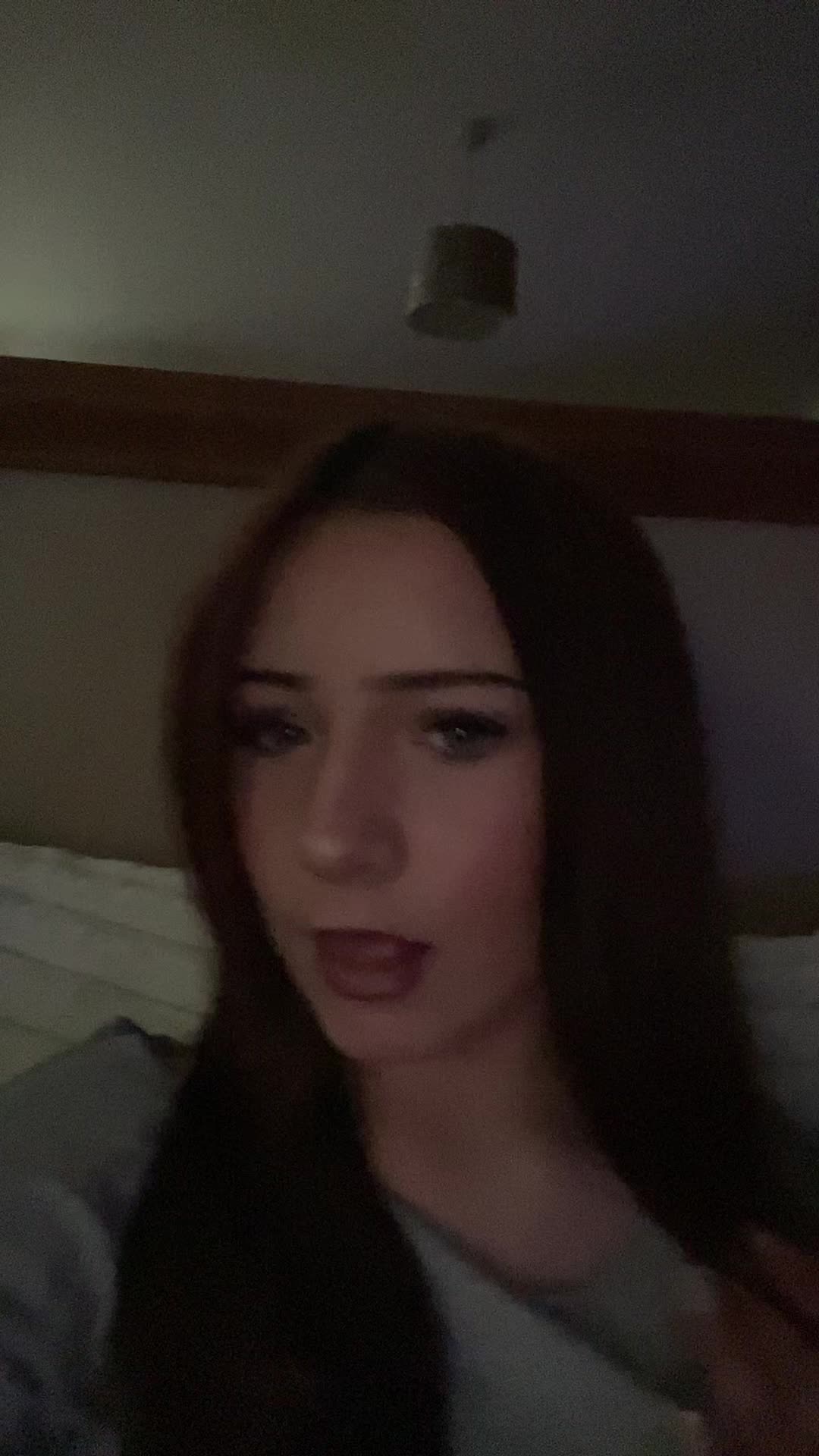 @eves x
