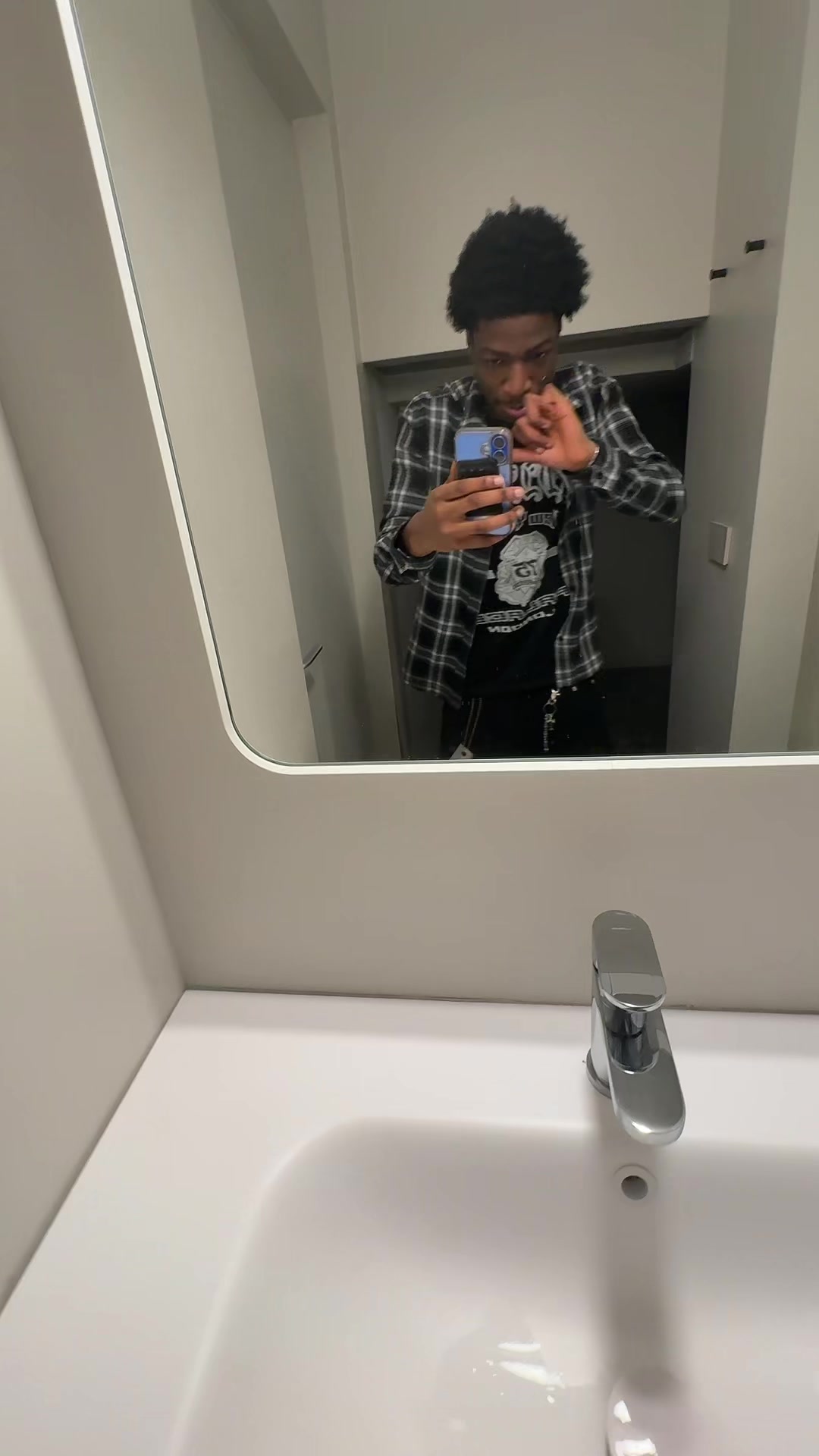 @justHIM
