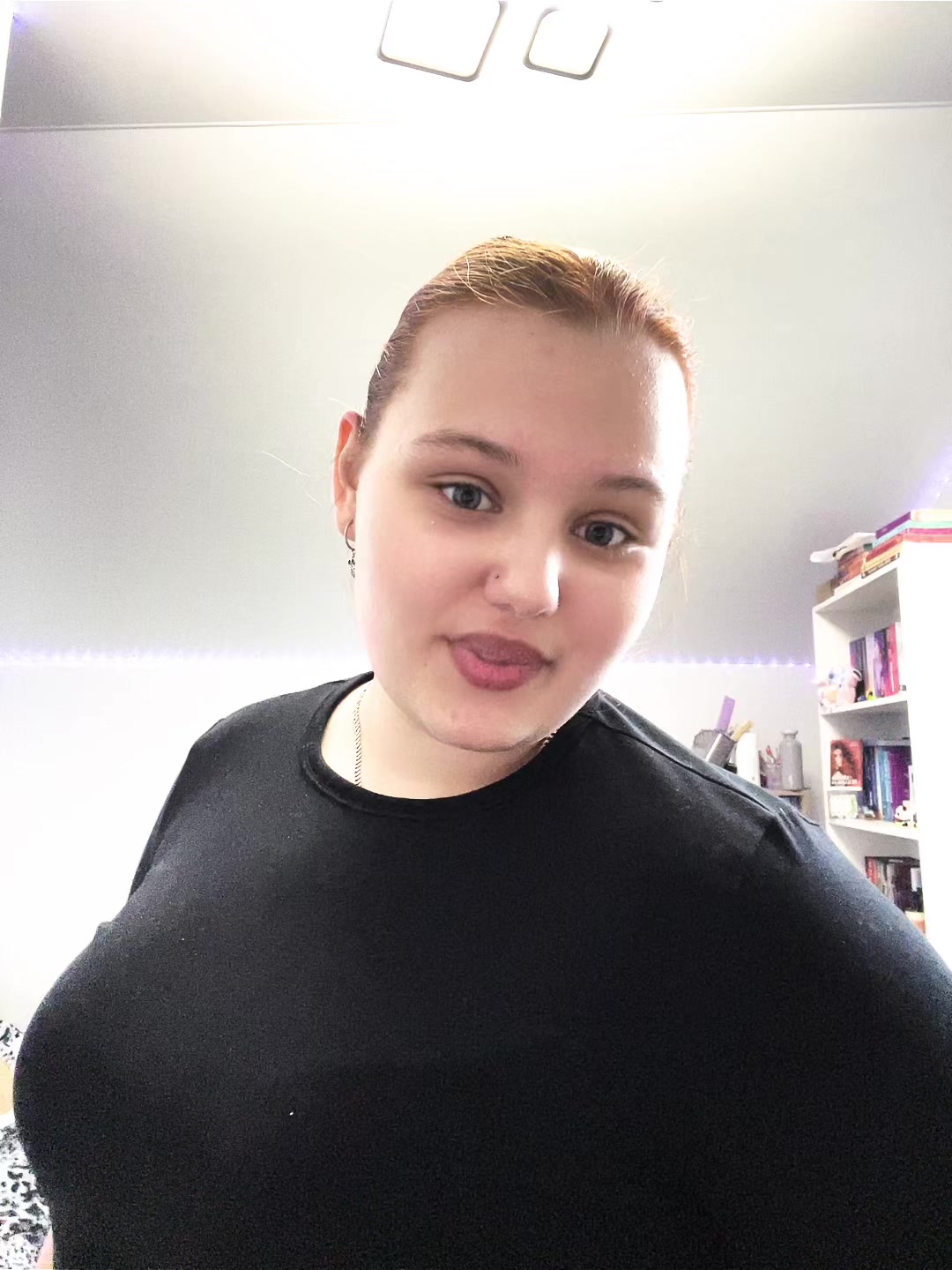 @Ника, но не Карлова@