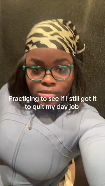 @VALUABLEazzTay