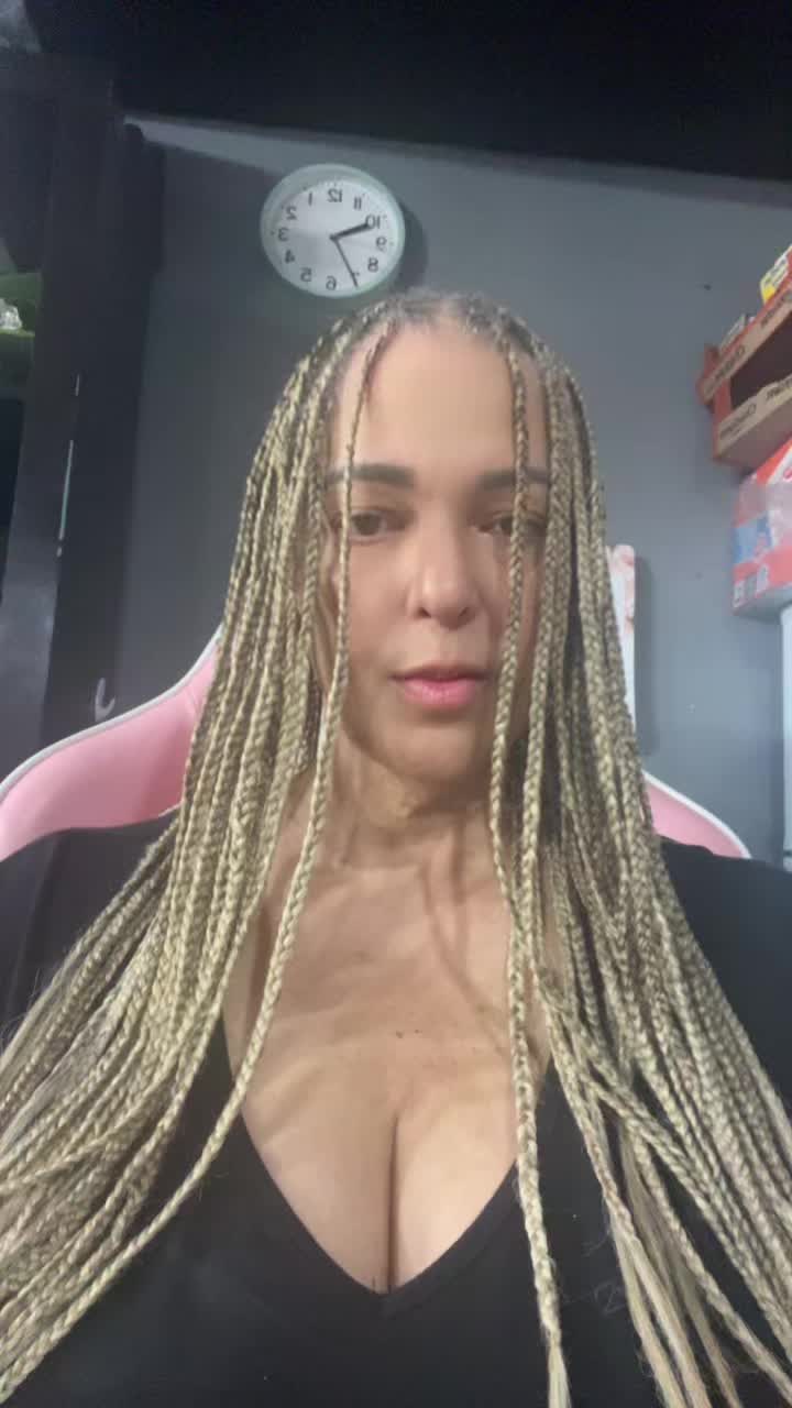 @Daonlymissscott
