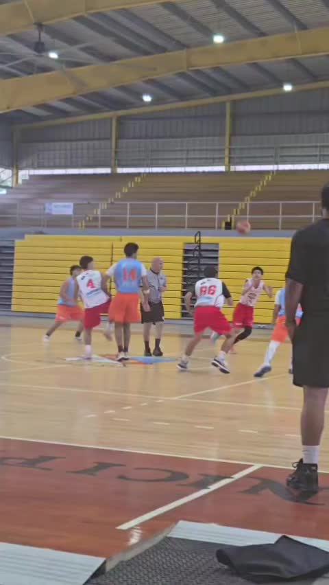 @Nicky 🌸👑🏀