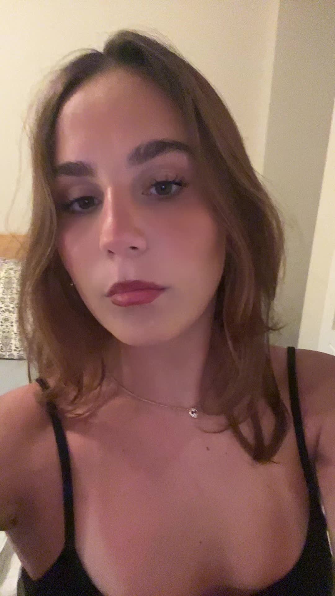 @liviaaaplatt