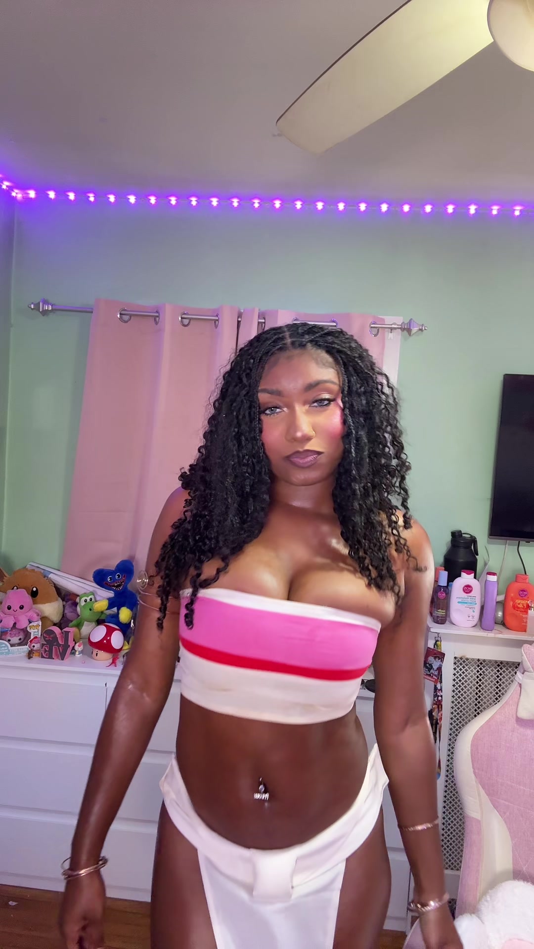 @𝙕𝙄𝘼𝘼🦋💍
