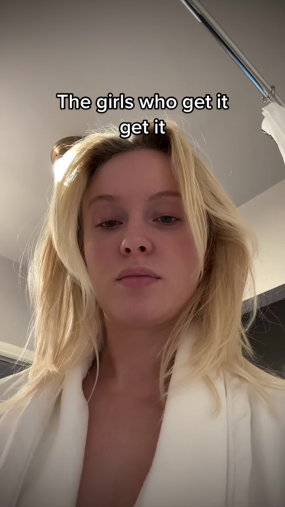 @Zara Larsson parody