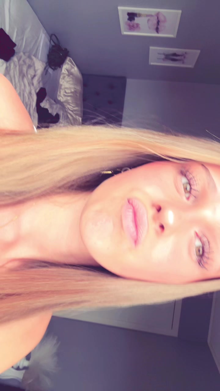 @𝒇𝒆𝒍𝒊𝒄𝒊𝒂