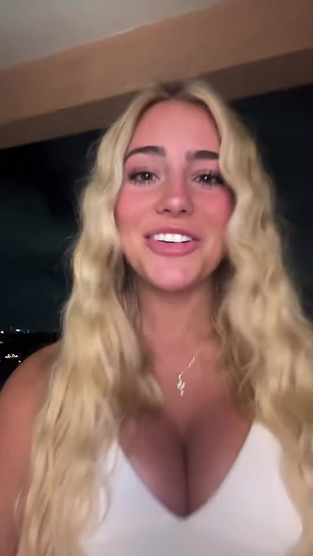 @Isabella